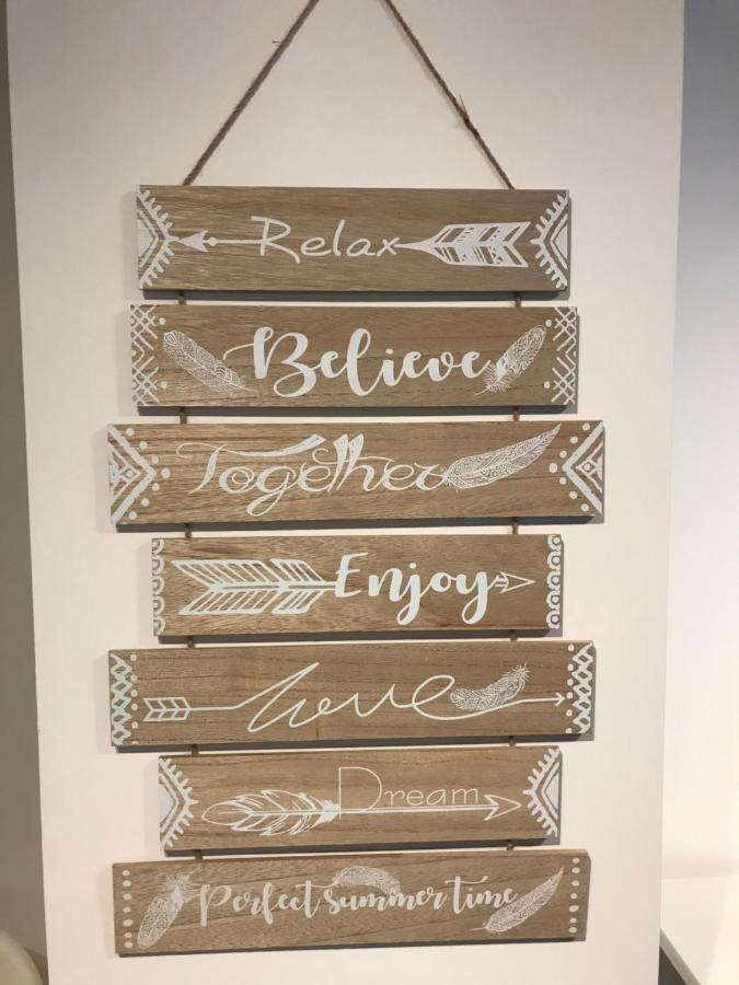 Quality Time Met Gesloten Garagebox Apartment De Panne